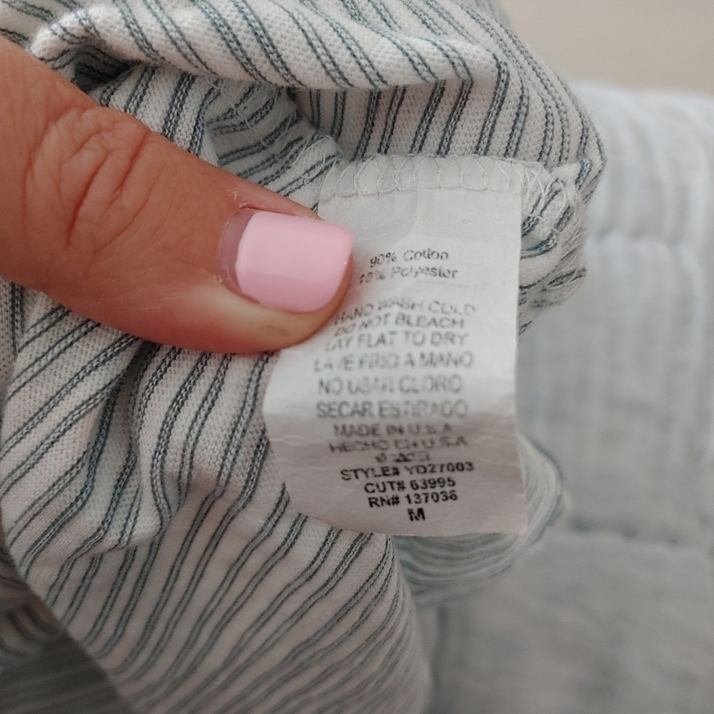 DONATED 💜 3/$18 LAZY SUNDAYS peplum striped top - Picture 7 of 7